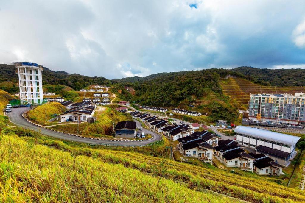 Oyo 90722 D'Puncak Hotel Cameron Highlands Exterior foto